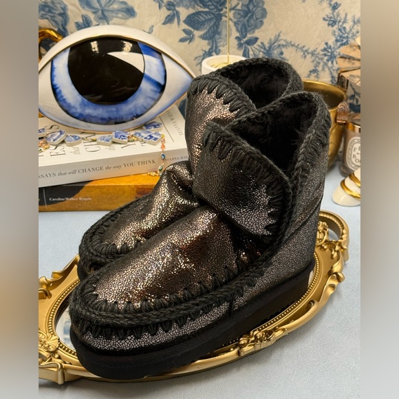 🆕 MOU 🧿 NWOT WOB Metallic Stingray Embossed Black Eskimo 18 Boot, Sz EU 37 - Picture 10 of 13